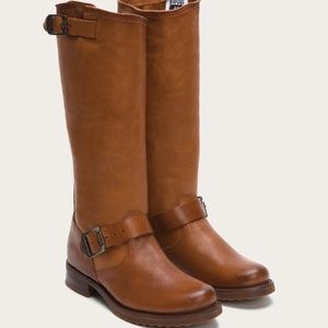 FRYE Women's Veronica Slouch Boot